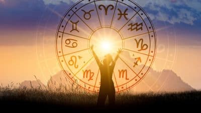 Horoscope : ces signes du zodiaque à qui tout réussira en décembre, selon les astrologues